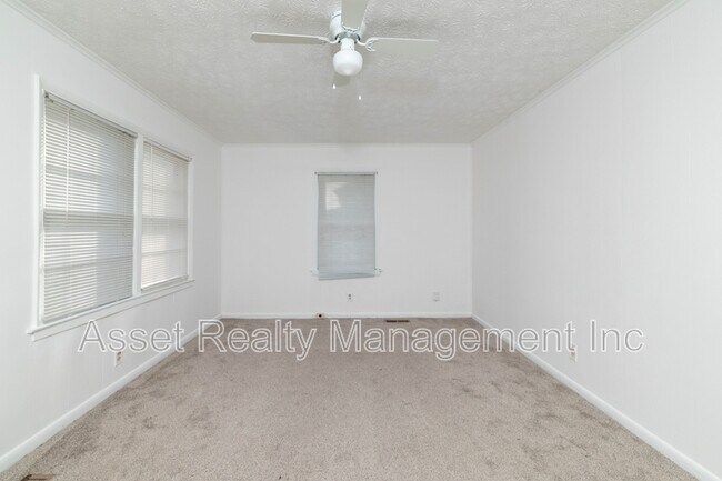 Foto del edificio - 3821 Selma Ave