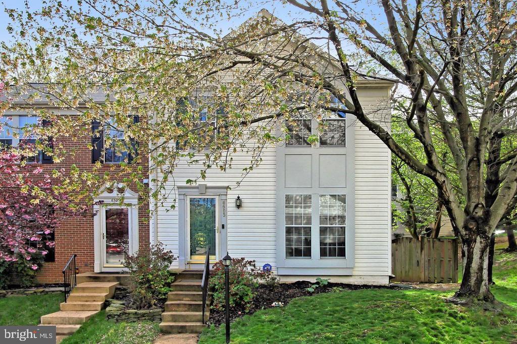 Foto principal - 6503 Parish Glebe Ln
