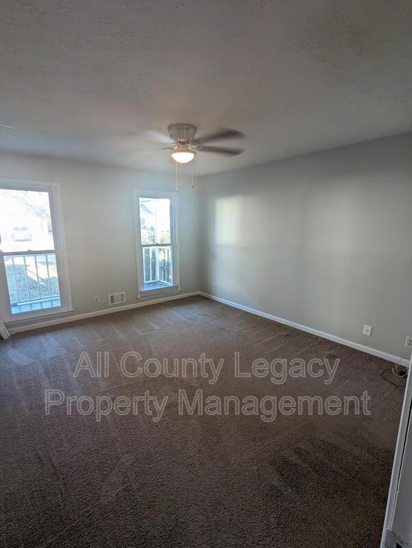 Foto del edificio - 3381 Birchwood Trail