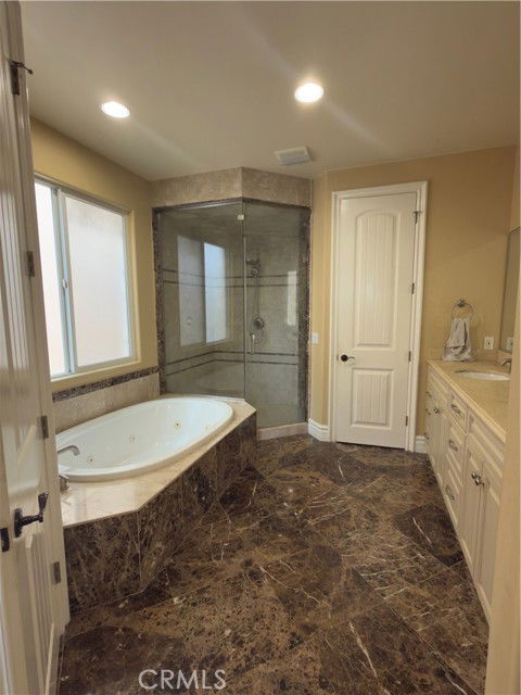 Foto del edificio - 211 Chicago Ave