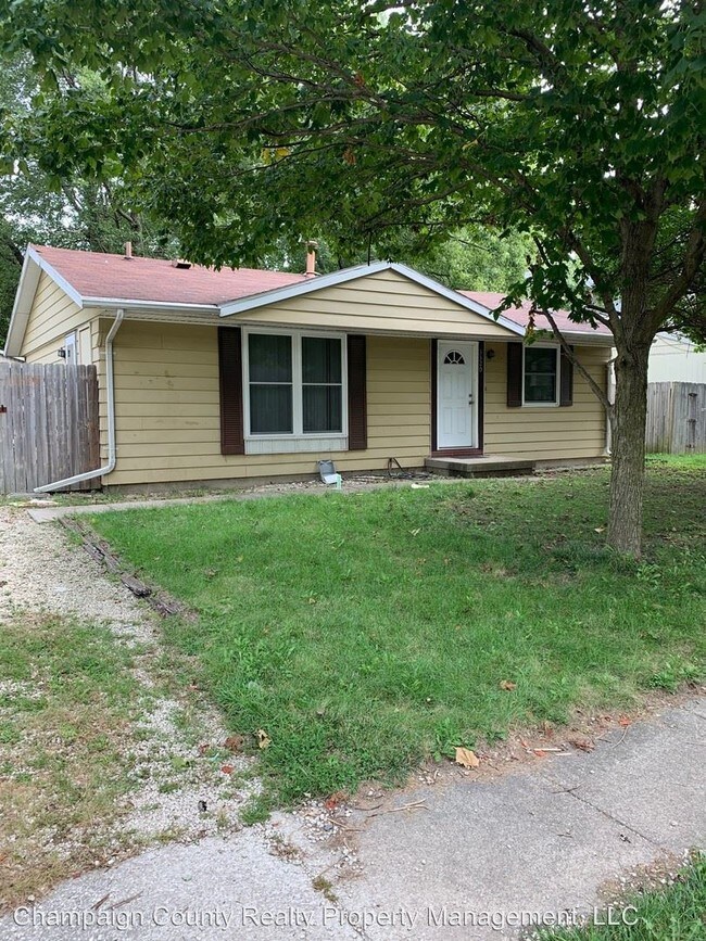 Building Photo - 3 br, 1.5 bath House - 3320 York Dr.
