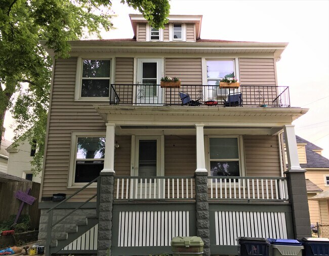 Building Photo - 3133 S Griffin Ave