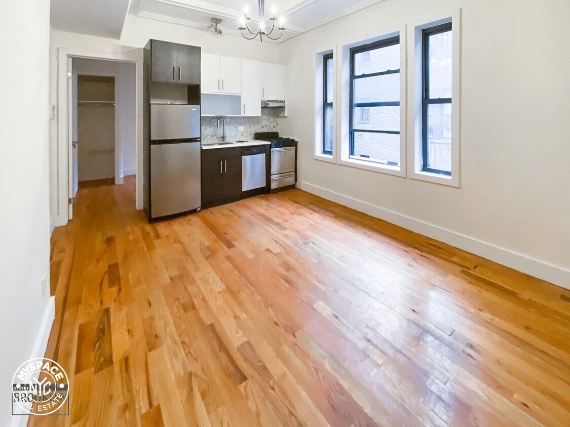 Primary Photo - 732 St Marks Ave