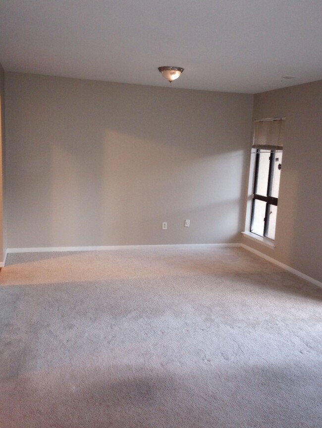 Dining room - 1465 Longdale Dr