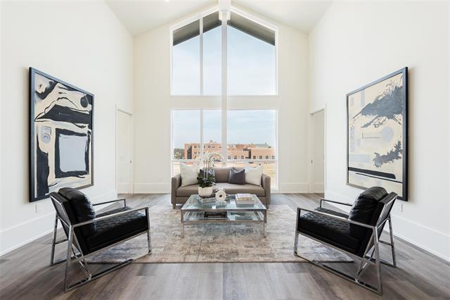 Foto del edificio - 3525 Normandy Ave