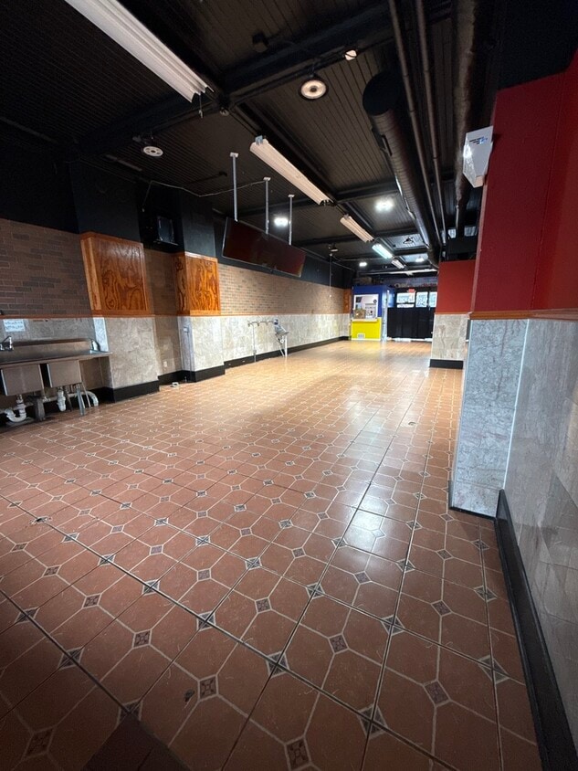 Foto principal - 1224 S Cesar E Chavez Dr