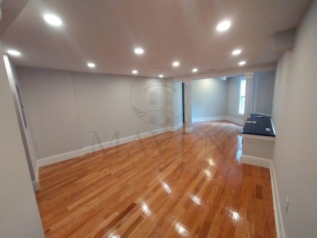 Foto principal - 101 Morse St
