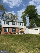 Building Photo - 15310 Holly Hill Dr
