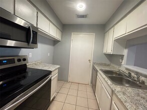 Building Photo - 12607 Ashford Meadow Dr