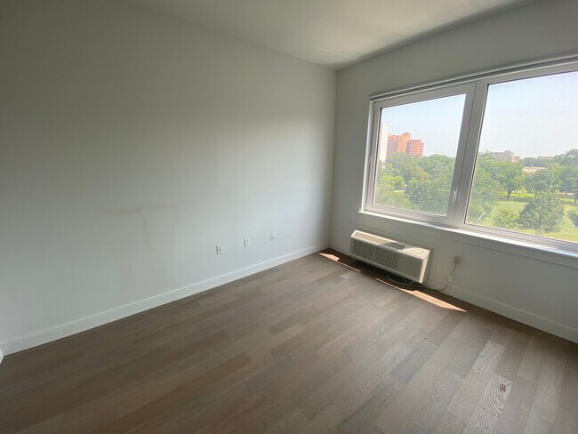 Foto del edificio - 152-11 89th Ave