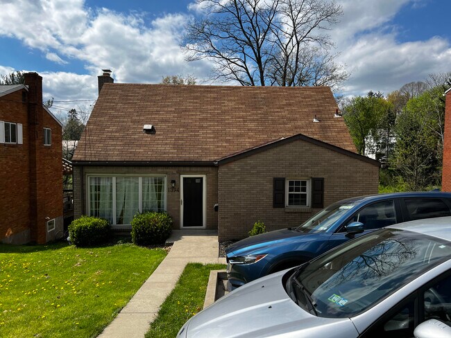 Front of house - 1394 Washington Rd