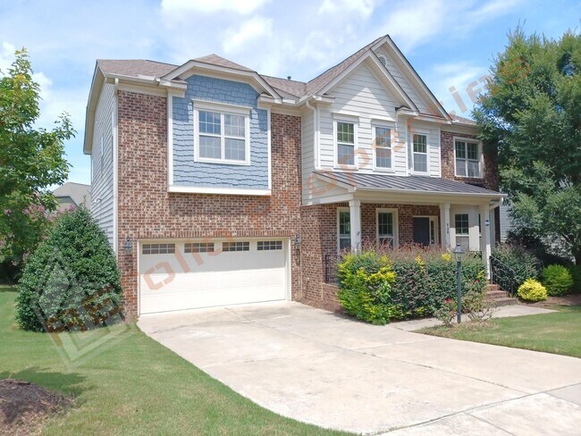 Foto del edificio - Lovely 5 Bedroom 4 Bathroom Single Family ...