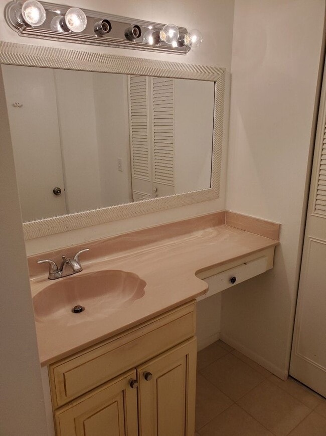 Building Photo - Desirable 55 plus community condo unit with a view of the lake on the 2nd Floor.