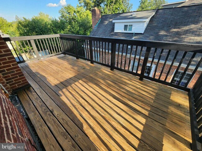 Foto del edificio - 1227 N Utah St