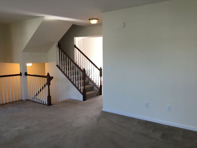 Foto del edificio - Large, Luxury, Garage Townhome in Hockessi...
