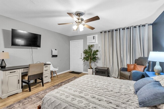 Building Photo - 1840 Richmond Ave.