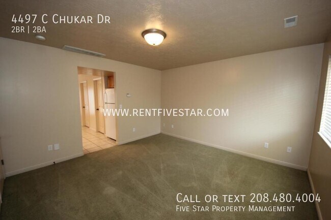 Building Photo - Townhome Available in Chubbuck! Visit rent...
