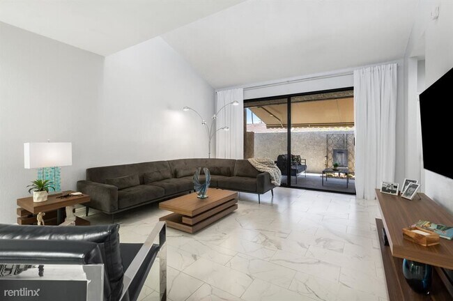 Foto del edificio - 2 br, 2 bath Condo - 1465 E Amado Rd