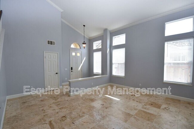 Building Photo - 1763 Alta Vista Pl