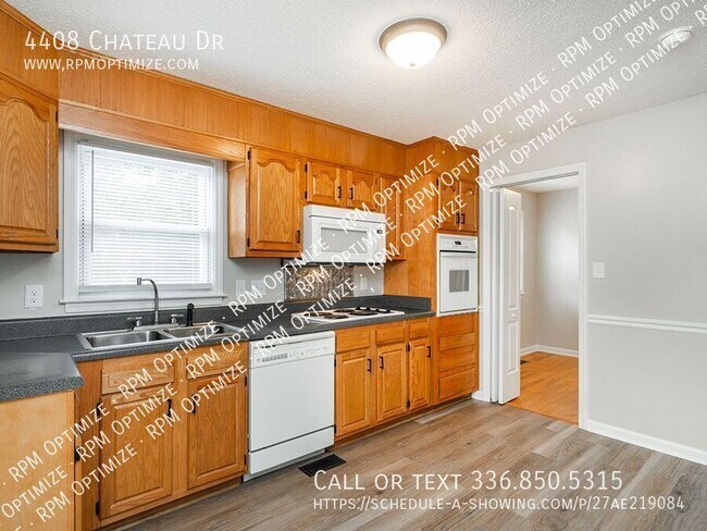 Foto del edificio - 4408 Chateau Dr