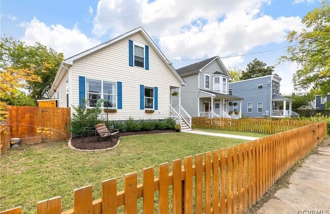Building Photo - 1321 N 34th St