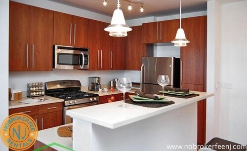 Foto principal - 88 W Sheffield Ave