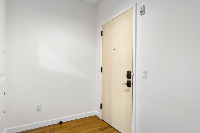 Foto del edificio - 57 N St NW