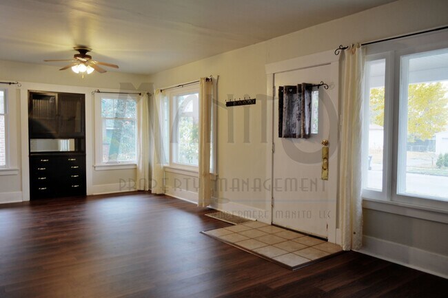 Building Photo - Audubon Park Bungalow