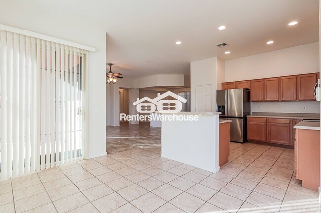 Foto del edificio - 41 W Camino Tierra Montana