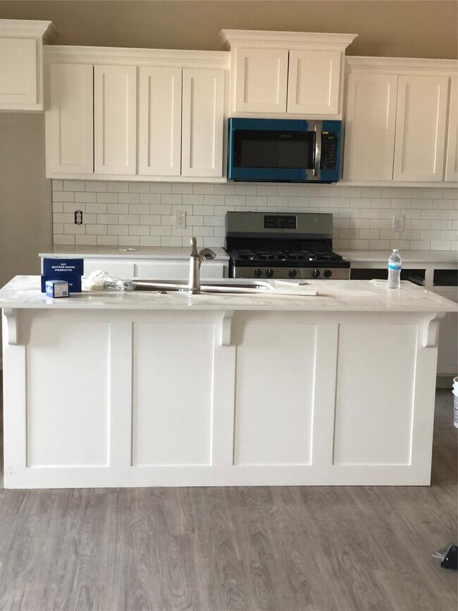 Foto del edificio - 3423 Enclave Pl