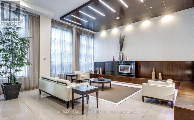 Photo du bâtiment - 500 Doris Ave