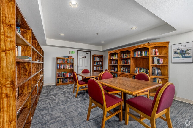Library - Park Avenue Apartments
