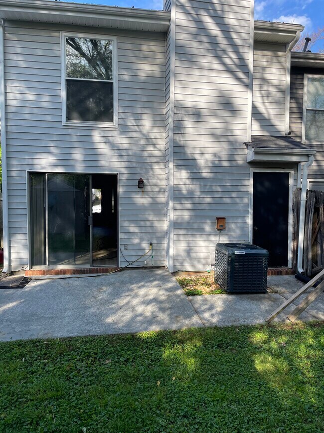 Foto del edificio - 1029 Windy Oaks Ct SE