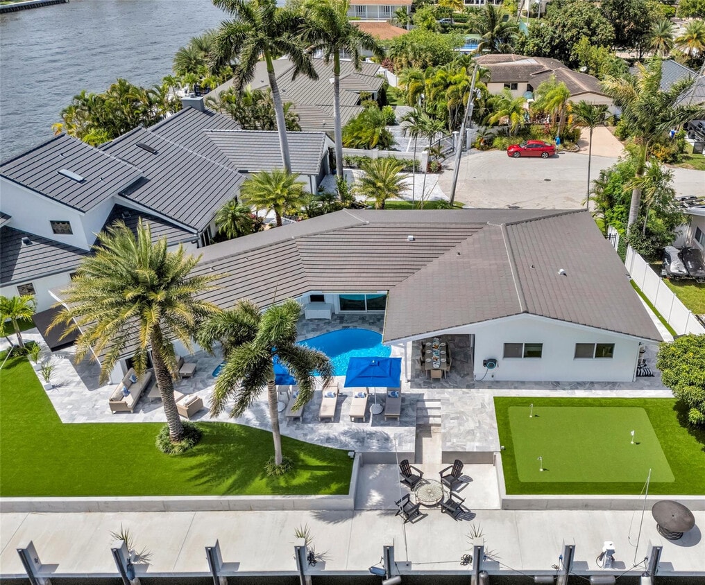 Foto principal - 3108 NE 42nd Ct