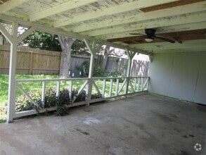 Building Photo - 11731 Lamprey St