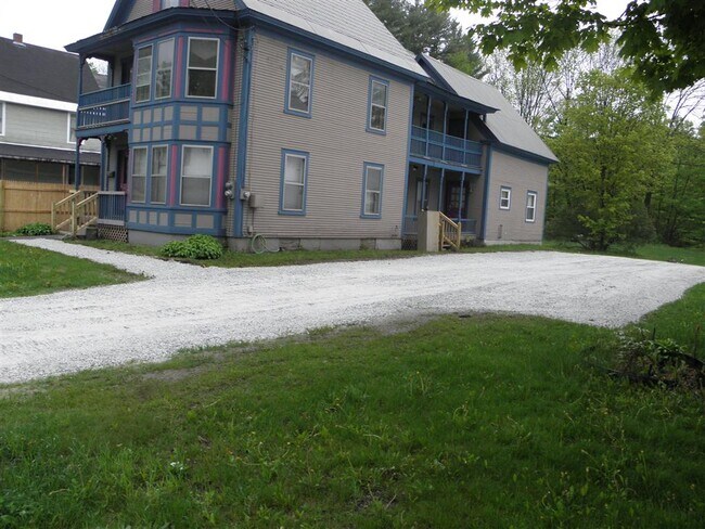 Building Photo - 60 Pleasant St