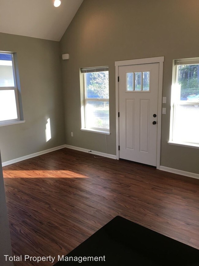 Building Photo - 2 br, 1 bath House - 4350 SE Harborton