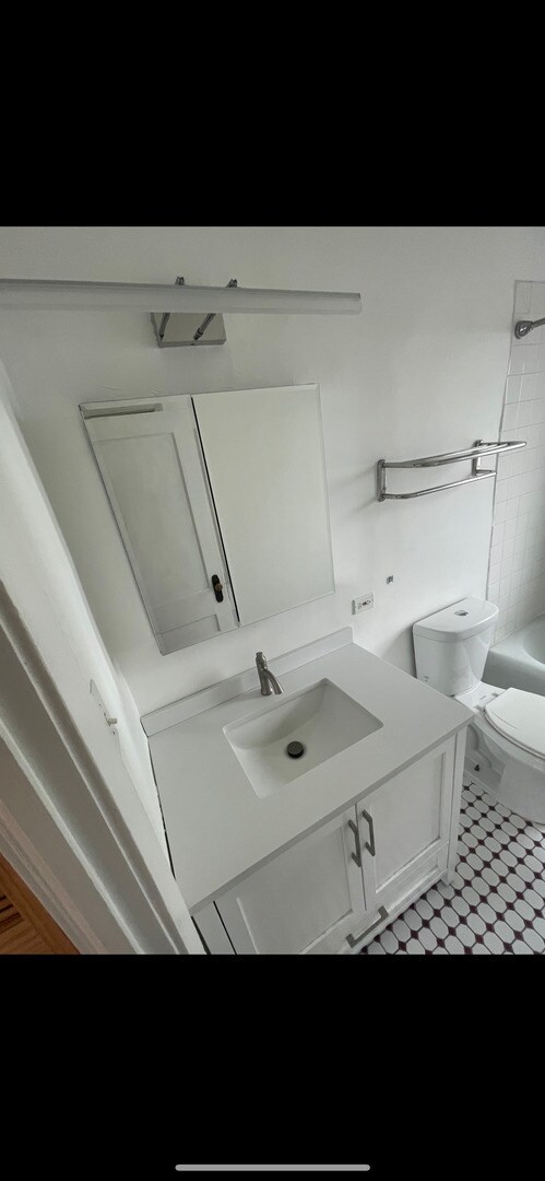 Foto del edificio - 611.5 W Arlington Pl