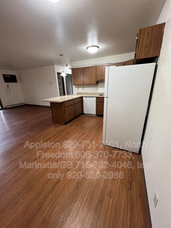 Foto del edificio - 129 E Mitchell Ave