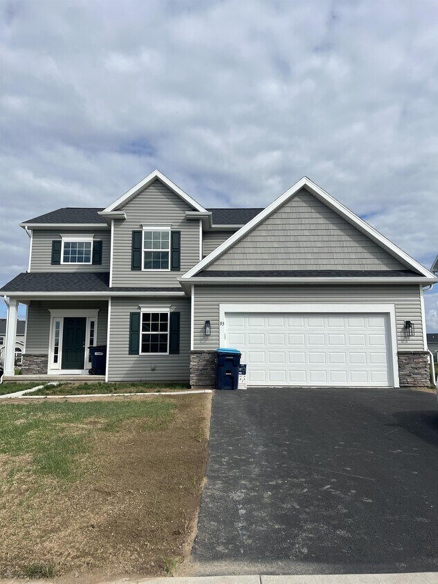 93 Candleford Heights, West Henrietta, NY 14586 House Rental in West