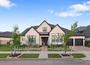 Building Photo - 1790 Coopers Hawk Dr