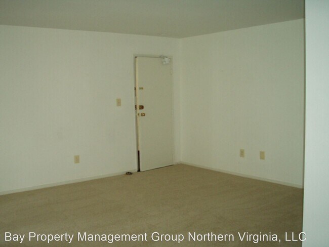 Foto del edificio - 1 br, 1 bath House - 7328 LEE HWY #104