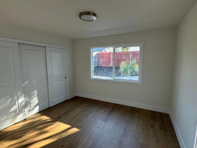 Foto del edificio - Home For Rent in Citrus Heights