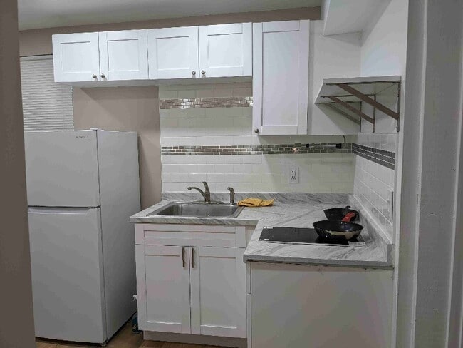 Building Photo - 4509 N 15th St