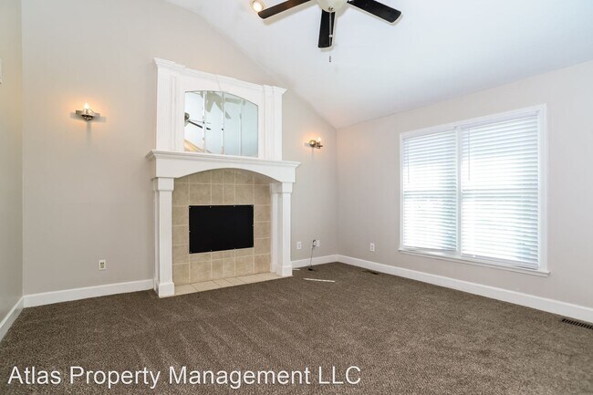 Building Photo - 3 br, 2.5 bath House - 8815 NE 110th St