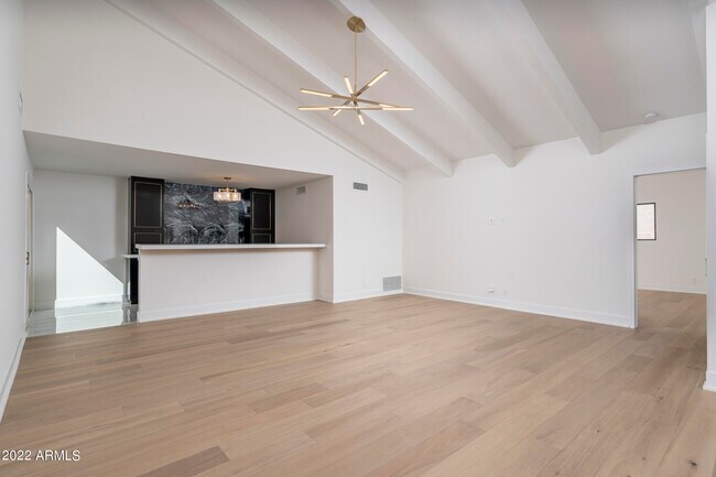 Building Photo - 4241 N 43rd St