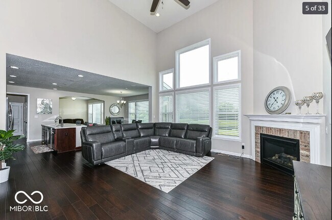 Foto del edificio - 7843 Tranquility Dr