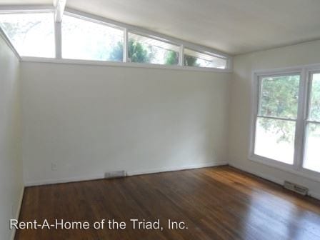 Building Photo - 4000 Gentry St