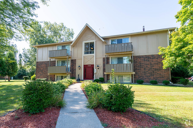 Den Apartments Saginaw Mi