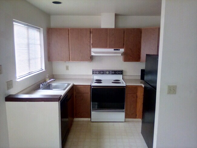 Foto del edificio - 103 Crolls Garden Ct